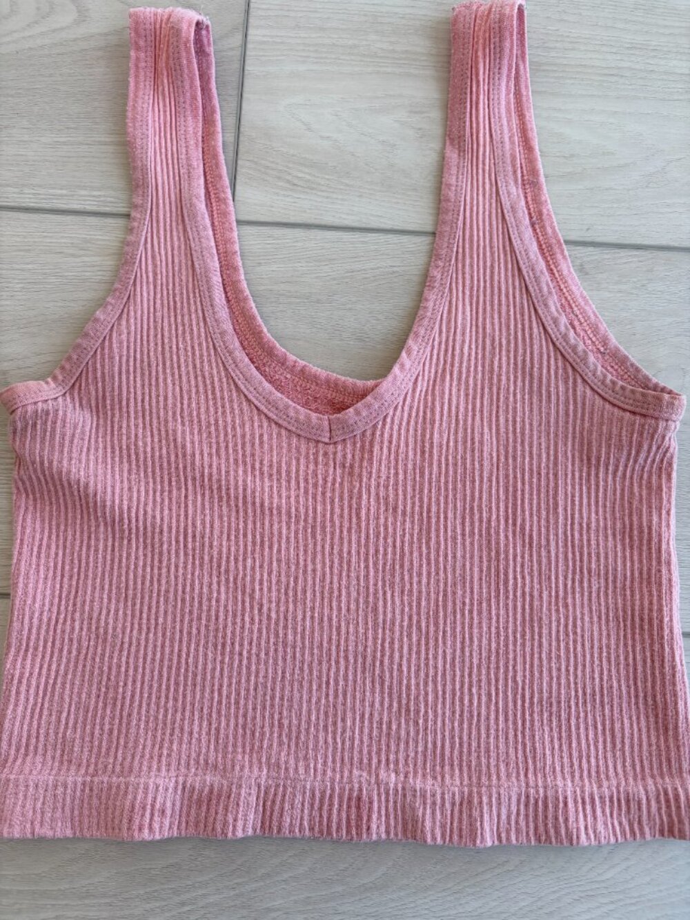 Urban Outfitters Tank Tops - Picture 3 of 5